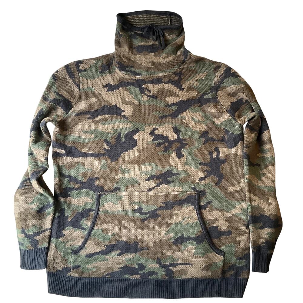 Forever 21 Men Sweatshirt L Green Camouflage Long Sleeve Turtleneck